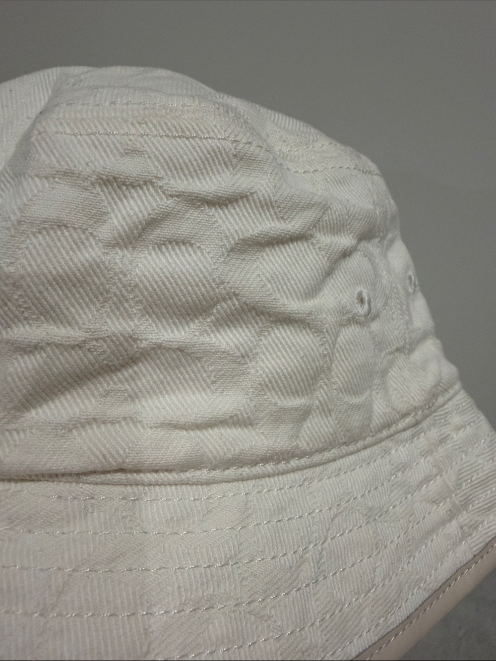 Coach Cream Logo-Pattern Bucket Hat - Picture 2 of 8